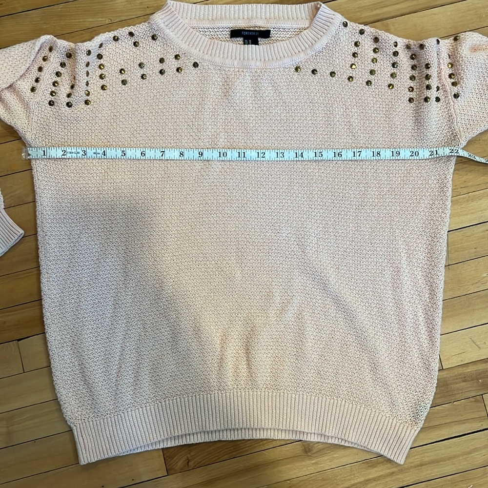 Forever 21 Sweater - Picture 8 of 12